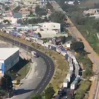 Bloqueos de productores de maíz colapsa ingresos y salidas carreteras en Guadalajara (Videos)