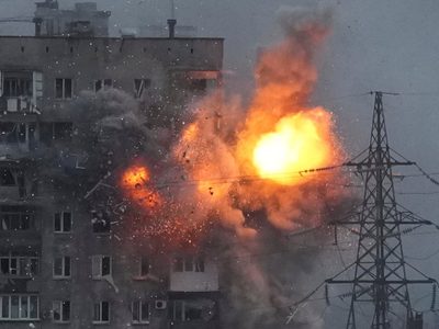 Han muerto mil 300 soldados de Ucrania y 12 mil de Rusia, según Zelenski
