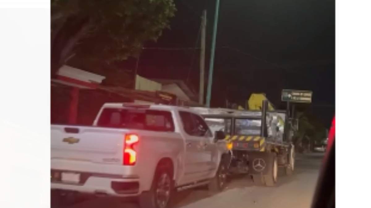 Camioneta donde viajaba la mujer acribillada