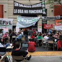 Crecen las tomas de facultades para defender la Ley de Financiamiento Universitario
