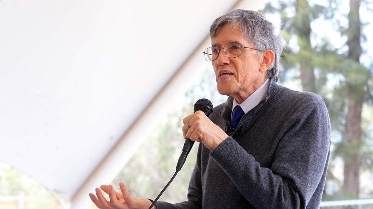 Dr. Antonio Lazcano Araujo