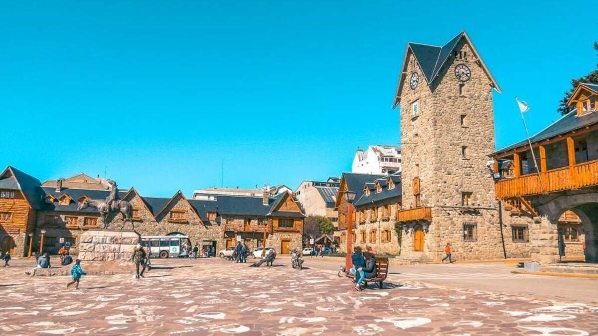 Centro cívico en Bariloche. Fuente: (Twitter)