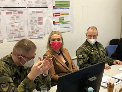 República Checa desplegaría efectivos en Ucrania para defender el país de las "agresiones" de Rusia