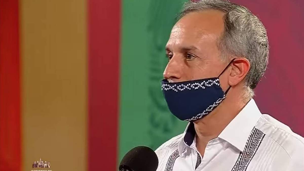 El subsecretario Hugo López-Gatell, en el arranque de la conferencia  en Palacio Nacional