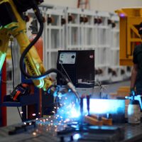 Indec: la producción industrial cayó en el mes de mayo