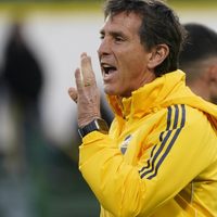 Con la vuelta de Cavani y una baja de peso: los convocados de Boca para el choque contra Newell’s