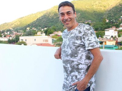 ¡Felices! René Bertrand y el desafío de ser padre a los 48 años