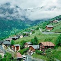Un pueblo de las montañas suizas paga a jóvenes para que vayan a instalarse