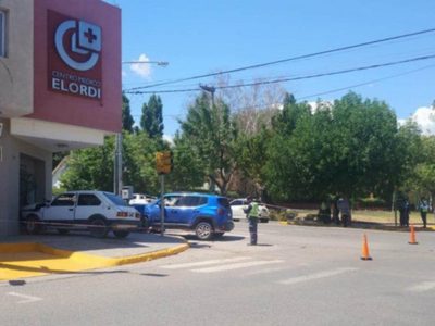 Neuquén Capital: ocurrió un brutal accidente en la zona céntrica