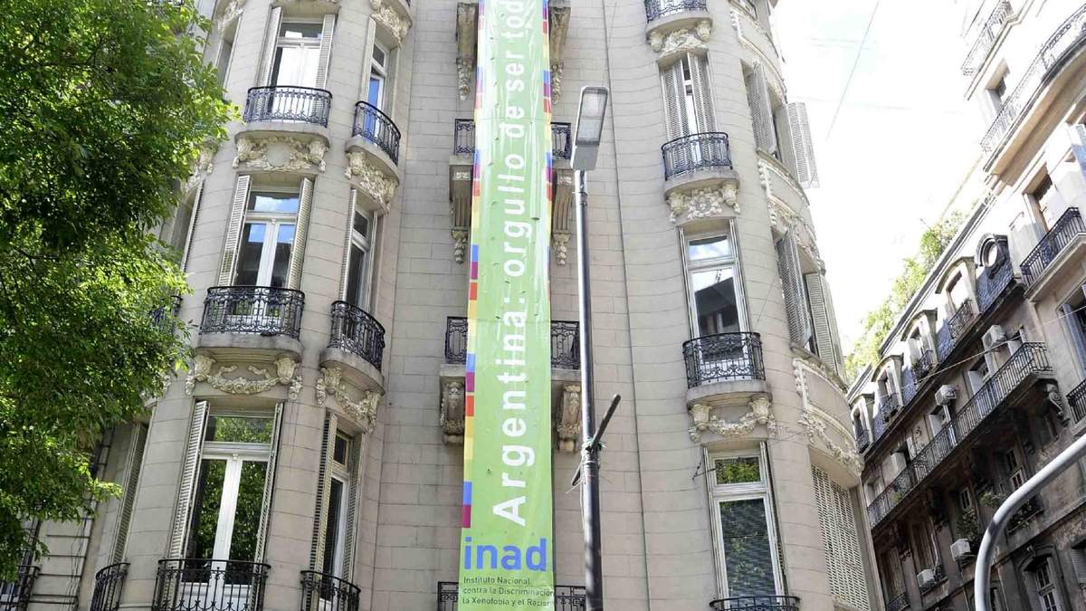 Milei cerrará el INADI y otros institutos. Fuente: (Twitter)