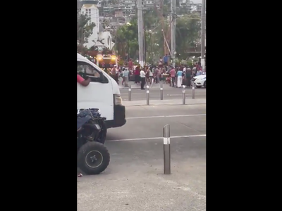 Reportan explosión de un artefacto en el Zócalo de Acapulco