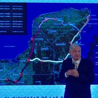 AMLO amaga con exhibir a empresas que no cumplan en construcción del Tren Maya