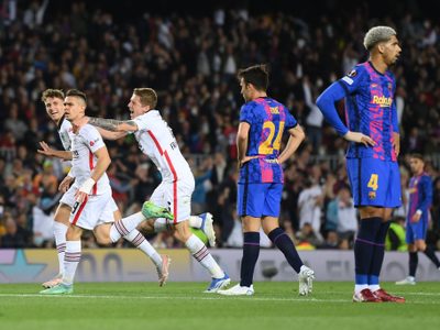 Barcelona queda eliminado de la Europa League al caer en el Camp Nou ante el Frankfurt
