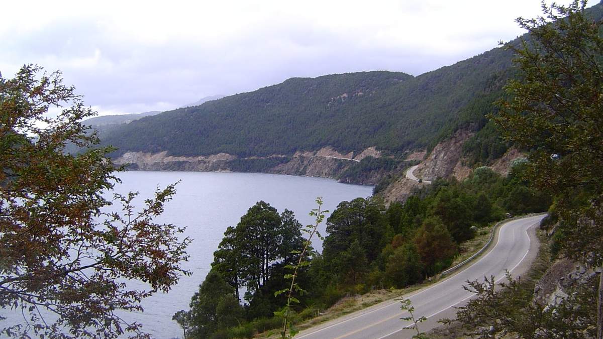 Ruta de los Siete Lagos. Fuente: (Twitter)