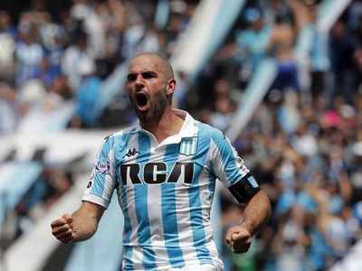 ¿Lisandro López llega a jugar contra Independiente?