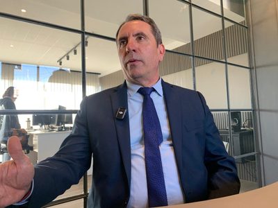 "Cornejo no quiere que la gente evalúe su gestión y se esconde detrás de Milei"