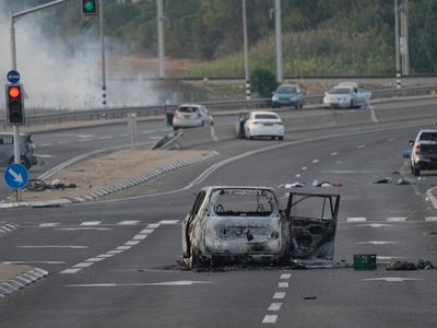 Israel promete un bloqueo total a Gaza y bombardea el territorio tras incursión de Hamás