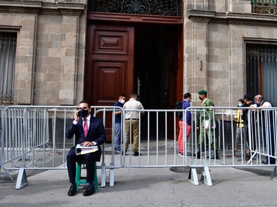 Silvano Aureoles acudirá ahora a la SCJN para evidenciar "narco elección" en Michoacán