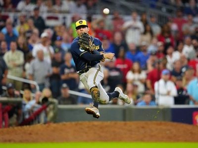 Bravos y Astros en la Serie de Campeonato; José Urquidy sigue, Luis Urías fuera
