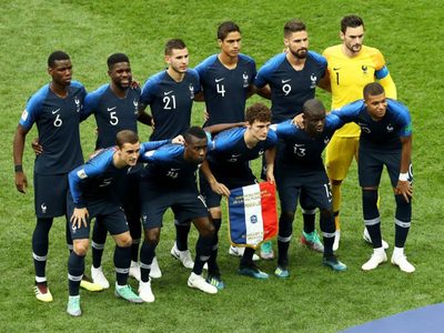 El campeón del mundo Blase Matuidi contrajo coronavirus