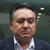 Denuncian en la FGR a Martín Esparza por el huachicoleo eléctrico en instalaciones del SME