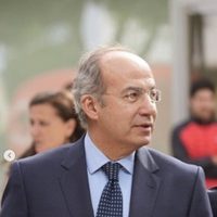 Calderón pide apoyar a Maru Campos y truena contra el citatorio de la FGR