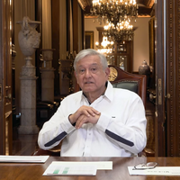 En medio de críticas, López Obrador acusa campaña contra López-Gatell