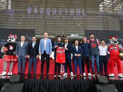 Los Diablos Rojos del México ahora calientan la duela