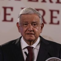 AMLO exige a "corcholatas" no llevar porras al festejo del Zócalo por su triunfo electoral
