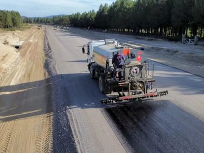 Pavimentación en la Ruta 23: en abril se completarán 11 kilómetros de un tramo clave para la conectividad del Pehuén