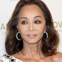 Captada en la calle: tras el rumor de su calvicie, Isabel Preysler se mostró de esta manera
