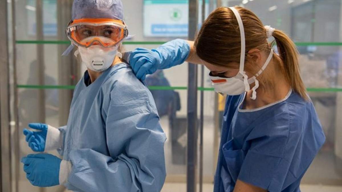 Intenso trabajo desarrollado por personal de Salud ante el coronavirus. Fuente: (Twitter)