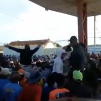 Pescadores se enfrentan en Campeche; hay tres lesionados