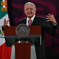 AMLO tendrá encuentro con Sheinbaum hoy en Palacio Nacional: "vamos a platicar y comer"