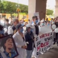 Universitarios de Celaya exigen seguridad tras el asesinato de cinco estudiantes de medicina