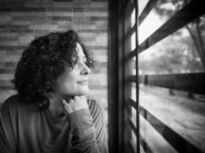 Pilar Quintana, la novelista de “La perra”, y su reedición
