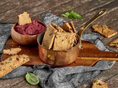 Crackers de garbanzos: una receta originalmente rica y un resultado crocante para cualquier ocasión