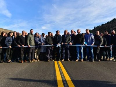 La provincia detalló el avance del plan vial que prevé pavimentar 600 kilómetros de rutas en todo el territorio