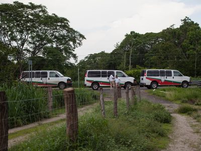 Rumania critica decisión "hostil" de México por negar la entrada a 216 turistas