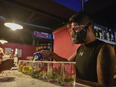 El próximo lunes la CDMX pasará a semáforo verde; aforo en centros nocturnos será de 50%