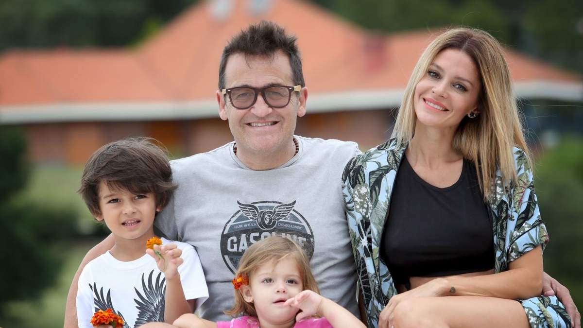 Álvaro “Waldo” Navia y familia. Fuente: (Twitter)