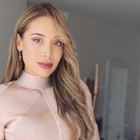 "¡Toda mojada!" Luisa Fernanda W movió el cuerpo y su traje de baño terminó ¡por desatarse!