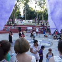 El Anfiteatro Gato Negro fue el escenario del festival cultural en contra del DNU y la Ley Ómnibus