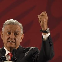 AMLO se opone al aumento del cobro por el derecho al uso del agua a agricultores