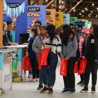 Neuquén exhibe la oferta educativa superior en una nueva edición de la Expovocacional