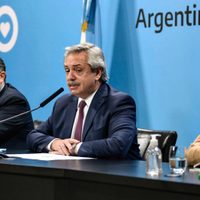 Fernández analizó con su equipo económico cómo templar la crisis del coronavirus
