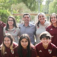 Koopmann recibió al equipo femenino de River Plate que realizará la pretemporada en Neuquén