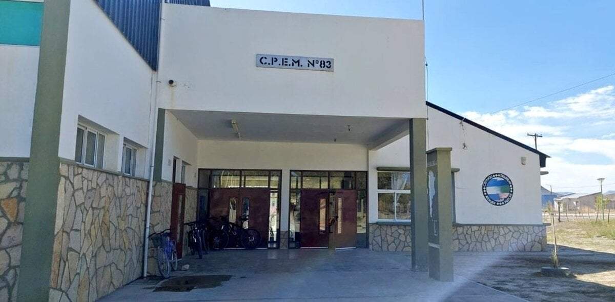 CPEM 83. Fuente: (Educación).