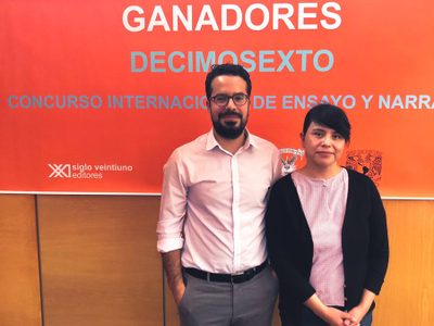 Premios literarios Siglo XXI a Leonarda Rivera y Rafael Fernández de Castro