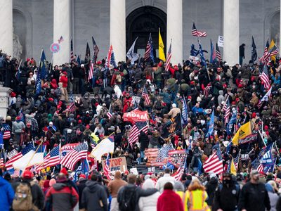 Alerta: partidarios de Donald Trump planificarían fuertes protestas en las 50 capitales estatales